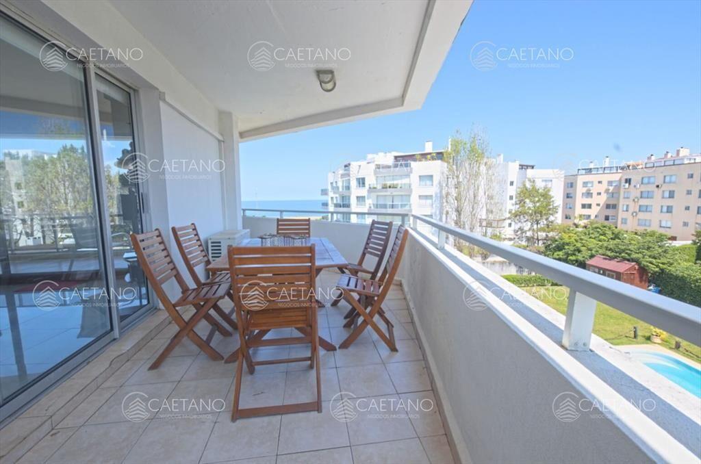 Apartamento en venta - Pinares