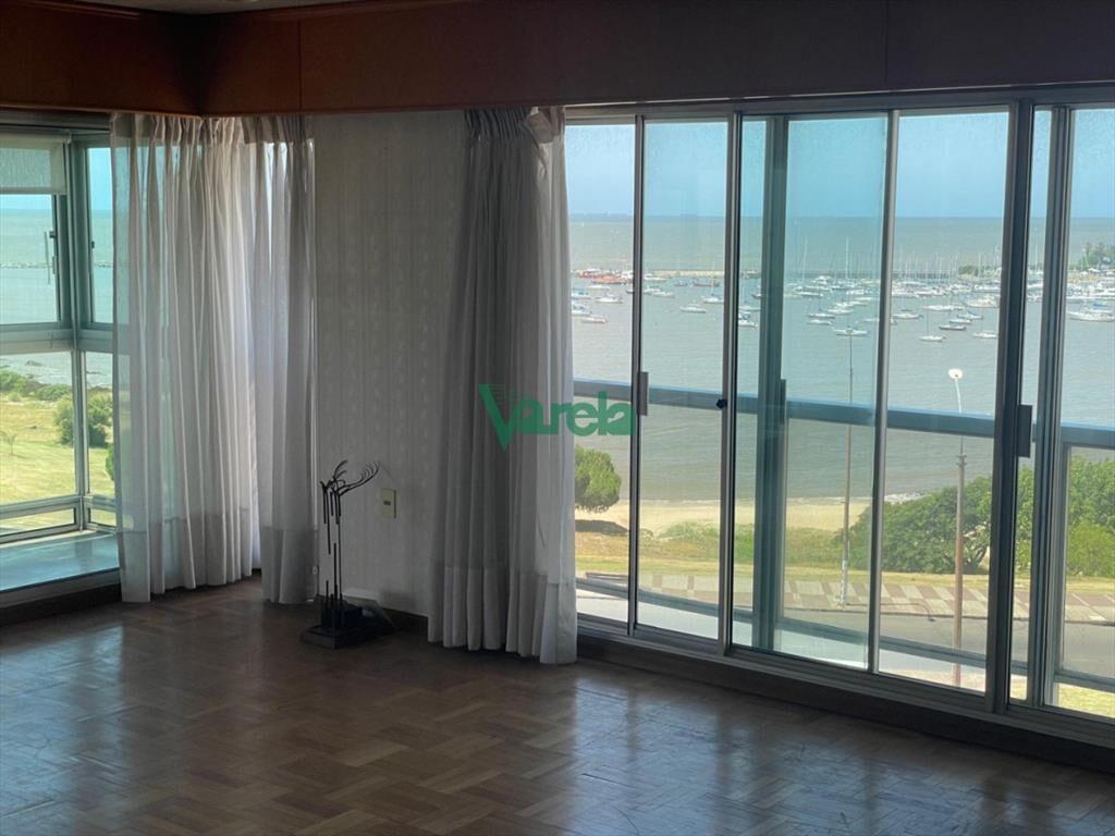 Venta apartamento ,Pocitos Nuevo,3 dormitorios y