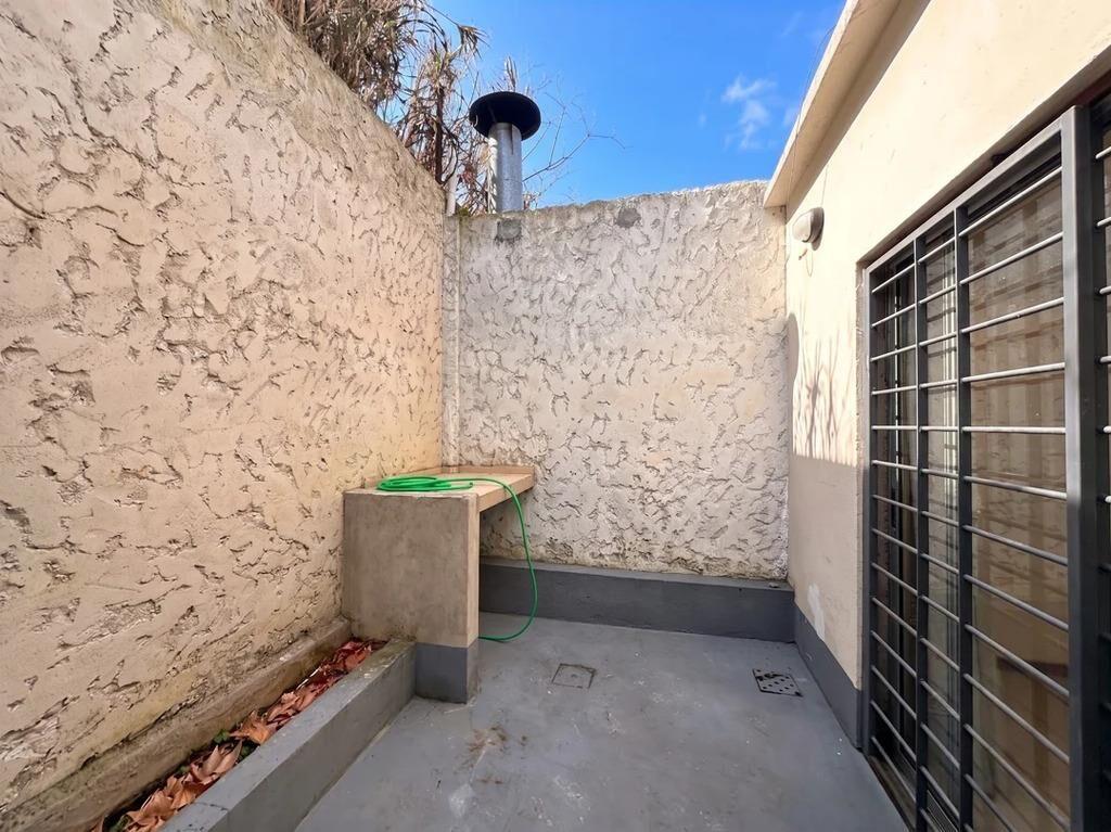 Venta Casa 2 Dormitorios 1 Baño Garaje y Parrillero Malvin N