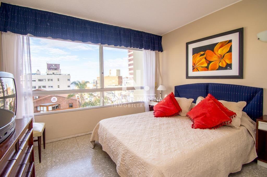 Apartamento en venta de 3 dormitorios en Punta Del Este