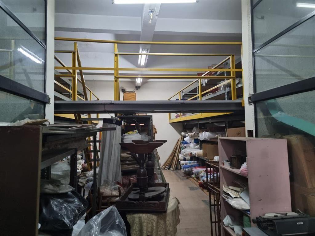 Edificio Comercial -Edificio, subsuelo 3 pisos,ascensor,