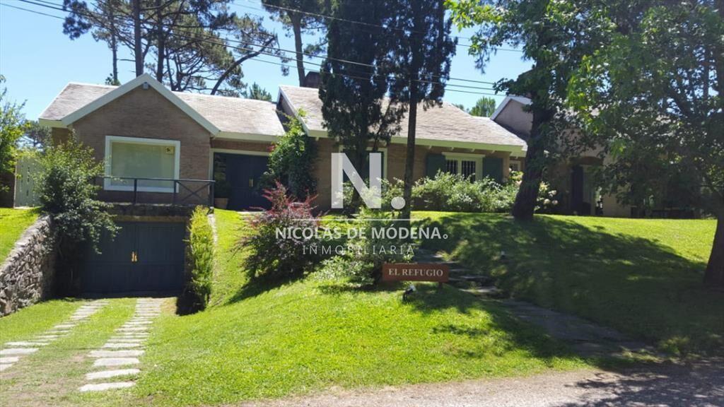 Excelente casa en alquiler en zona residencial!!!