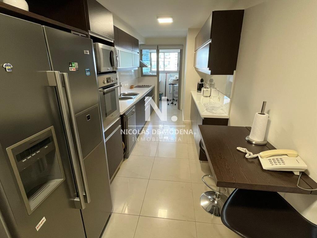 Alquila apartamento con vista al mar de 3 dormitorios en Br