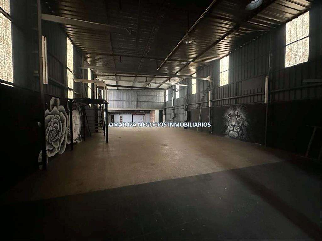 VENTA LOCAL + CASA, 400M2 EDIFCIADOS EN 1560M2, GALPON, DEP