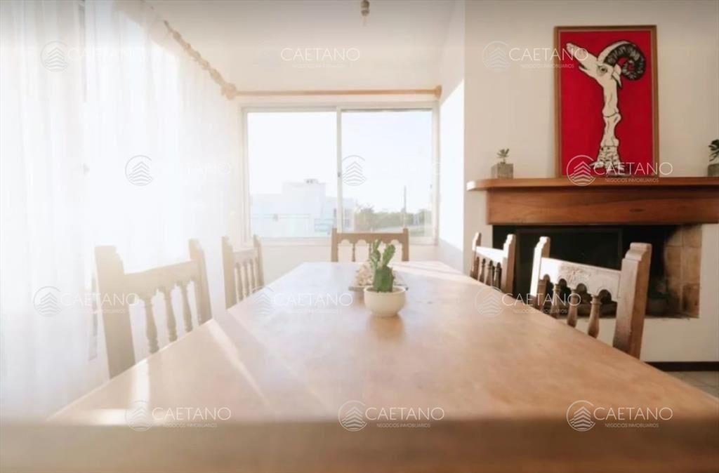 Venta de Casa 5 DORMITORIOS en EL CHORRO