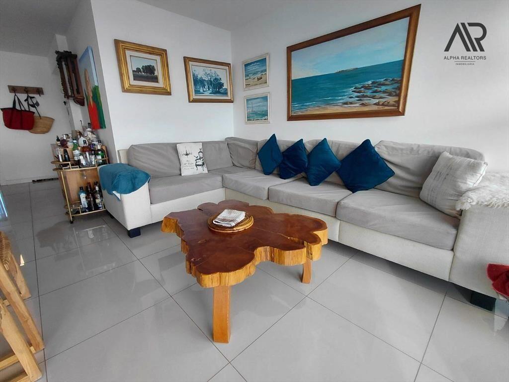 Apartamento en venta c/ cochera en Playa Mansa