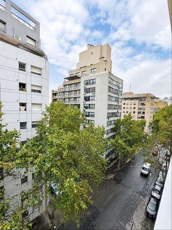 1 DORMITORIO AL FRENTE EN ALQUILER CORDÓN SUR