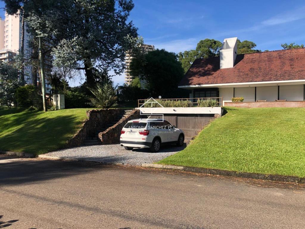 Venta Casa 5 dormitorios Cantegril Punta del Este