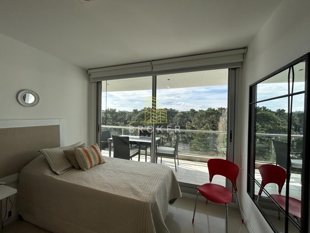 Venta de hermoso apartamento por roosevelt de dos