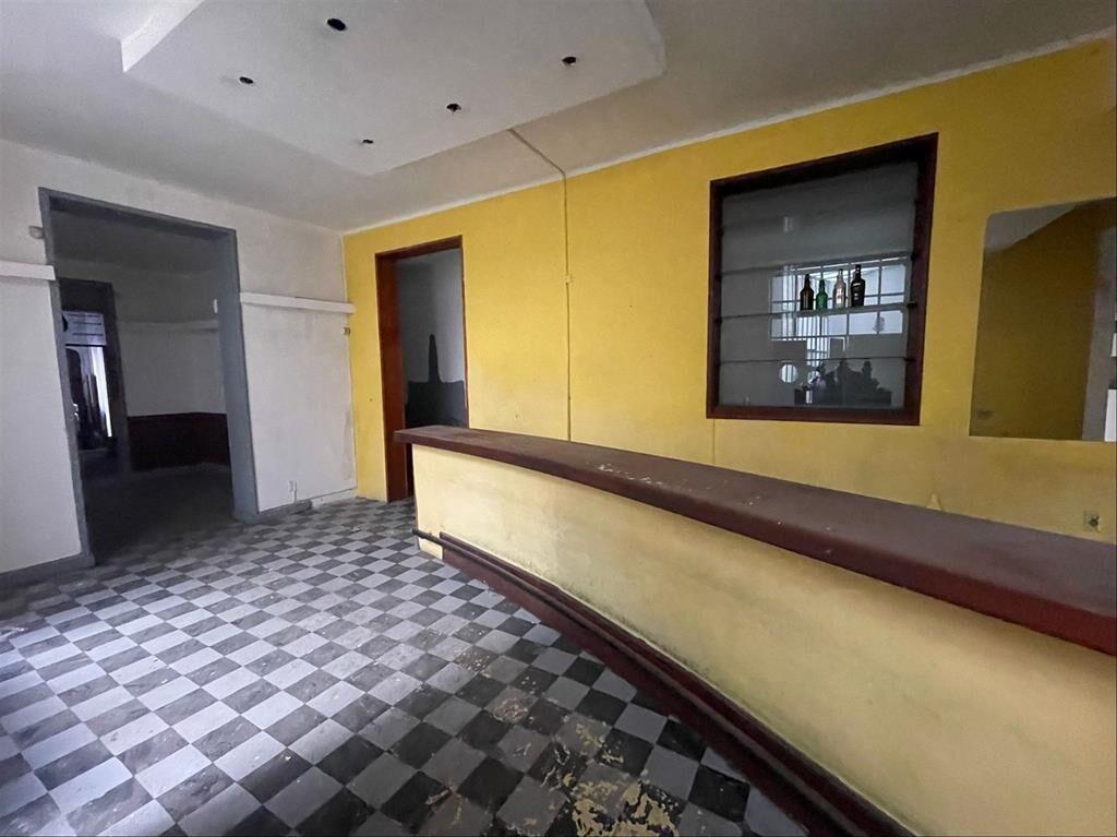 LOCAL COMERCIAL SOBRE PLAZA ZABALA