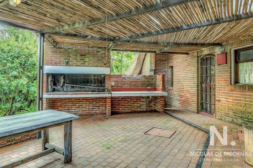 Venta de casa de 4 dormitorios en Pinares, Punta del Este