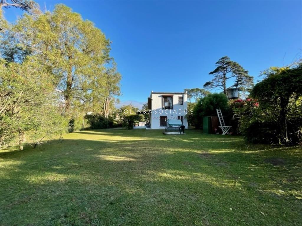 Casa En Venta De 2 Dormitorios En Pinares. Ideal para todo