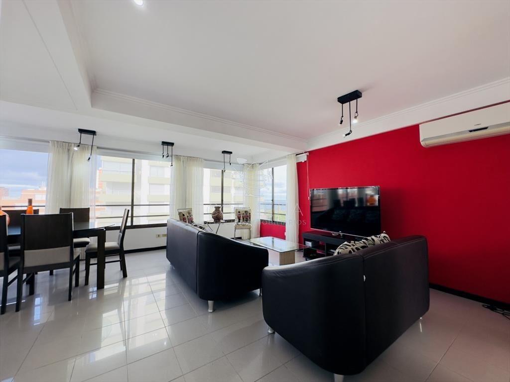 Apartamento en venta, 3 dormitorios, vista al