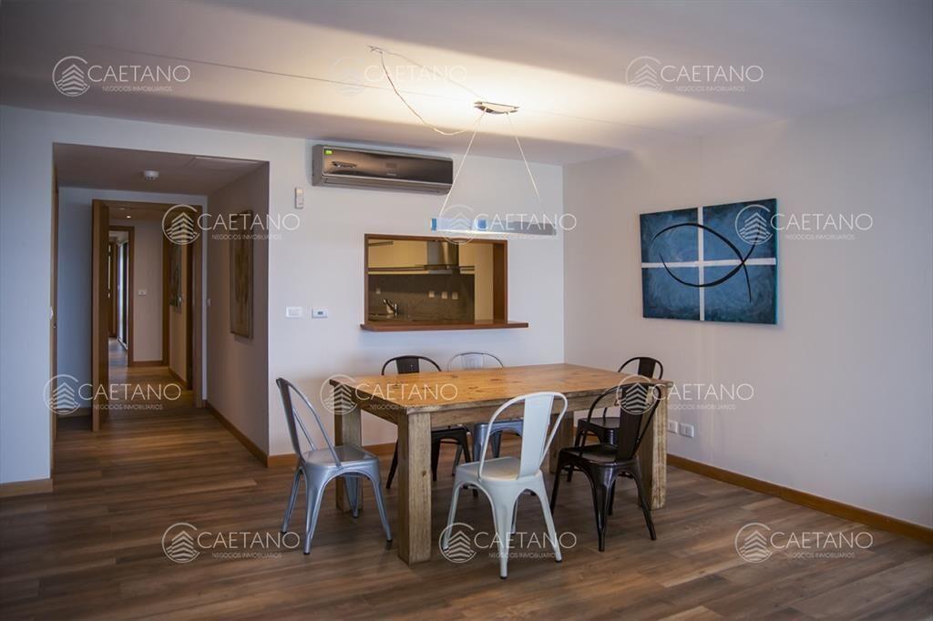 Duplex frente al mar a la venta Playa Brava