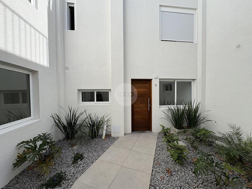 Apartamento 1 dorm CON RENTA terraza con parrillero propio,