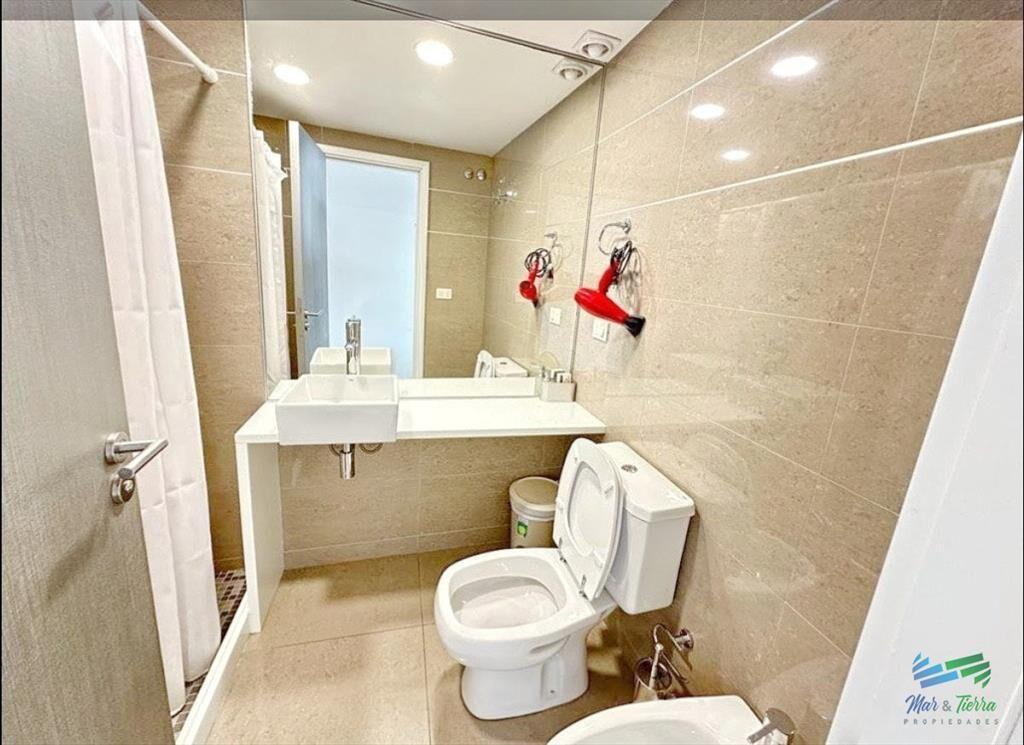 Venta apartamento 3 dormitorios playa Mansa Punta