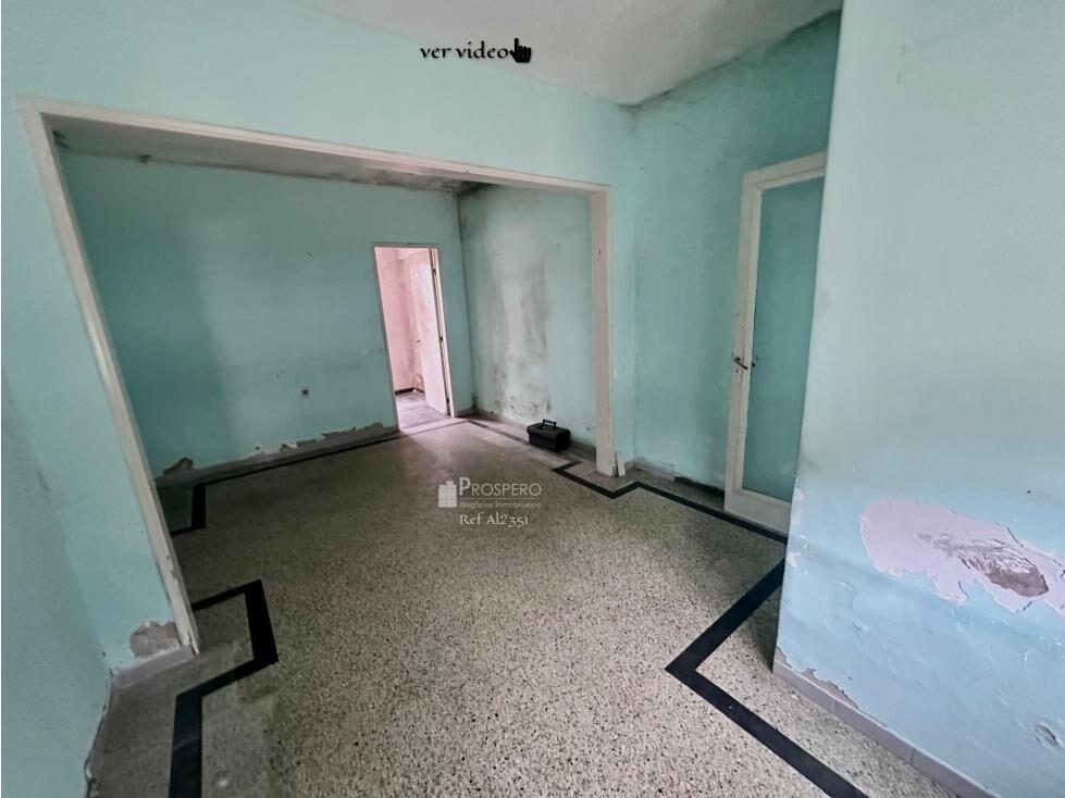 AL2351 venta casa ph 2 dorm Jacinto Vera patio