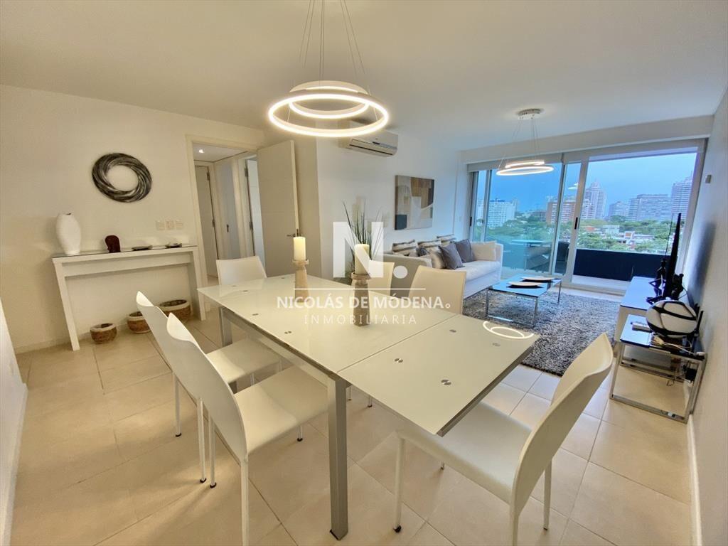 Vende departamento de 3 dormitorios y excelentes