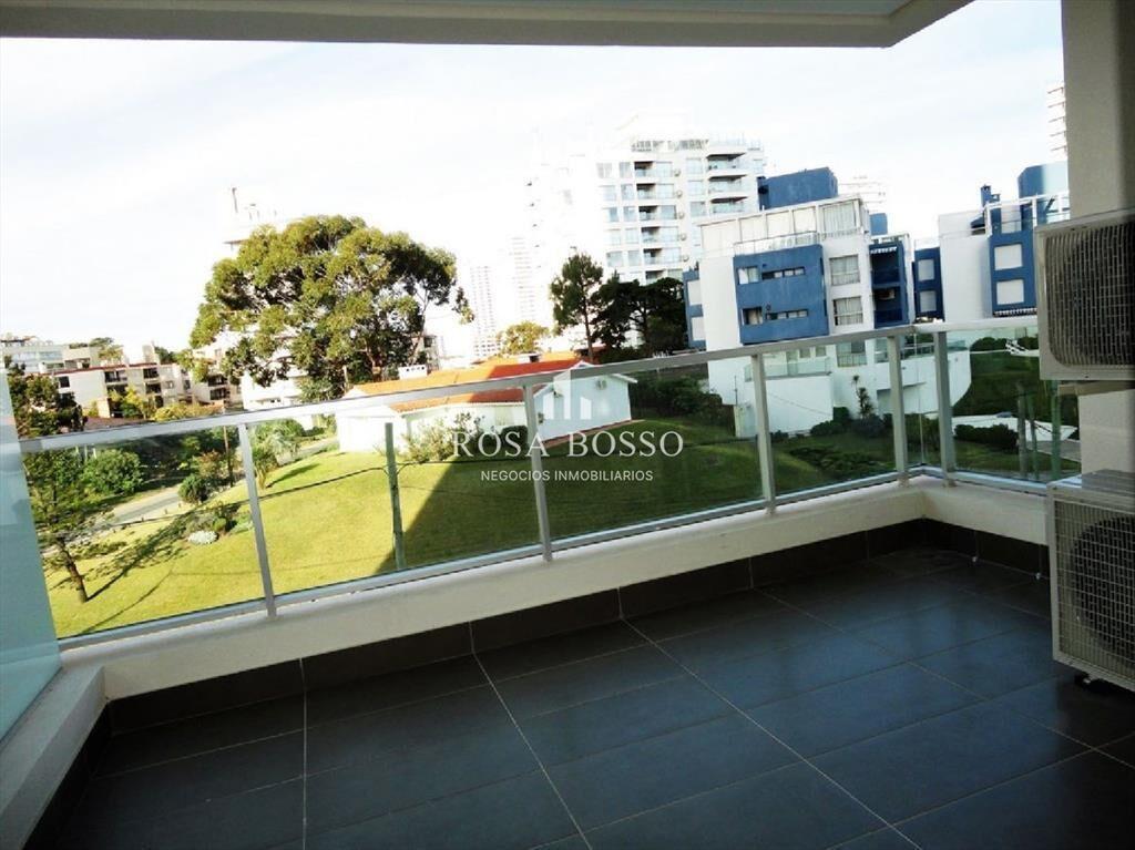 Apartamento en Brava, 1 dormitorios *