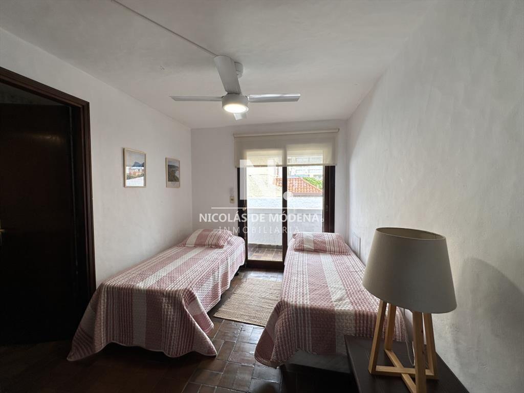En venta apartamento de 2 dormitorios en Punta