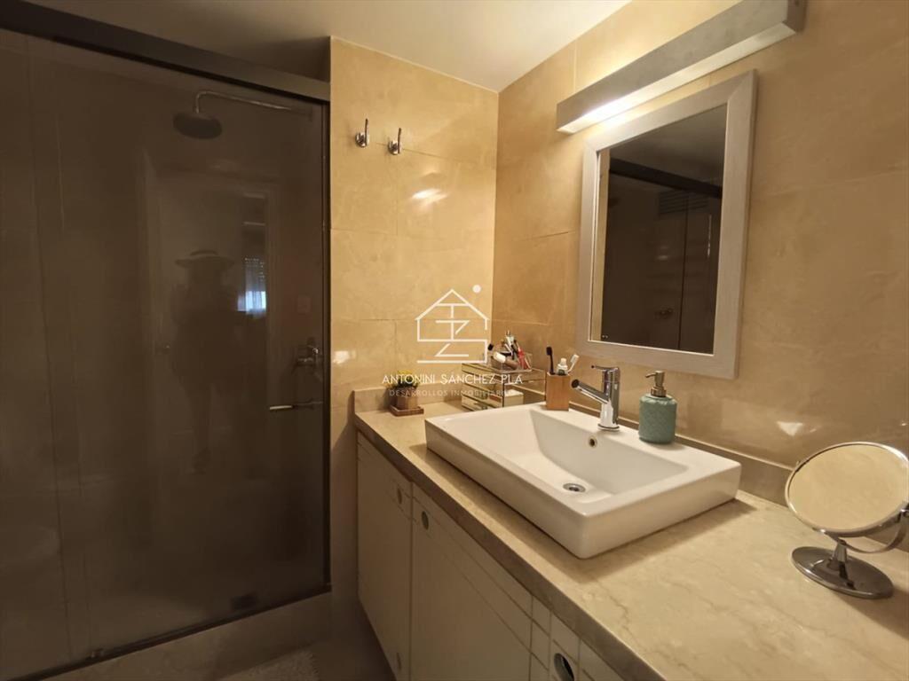 Venta apartamento tres dormitorios Punta del este