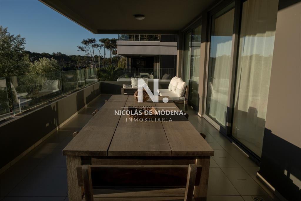 Apartamento en alquiler, 3 dormitorios, Playa Brava, Punta