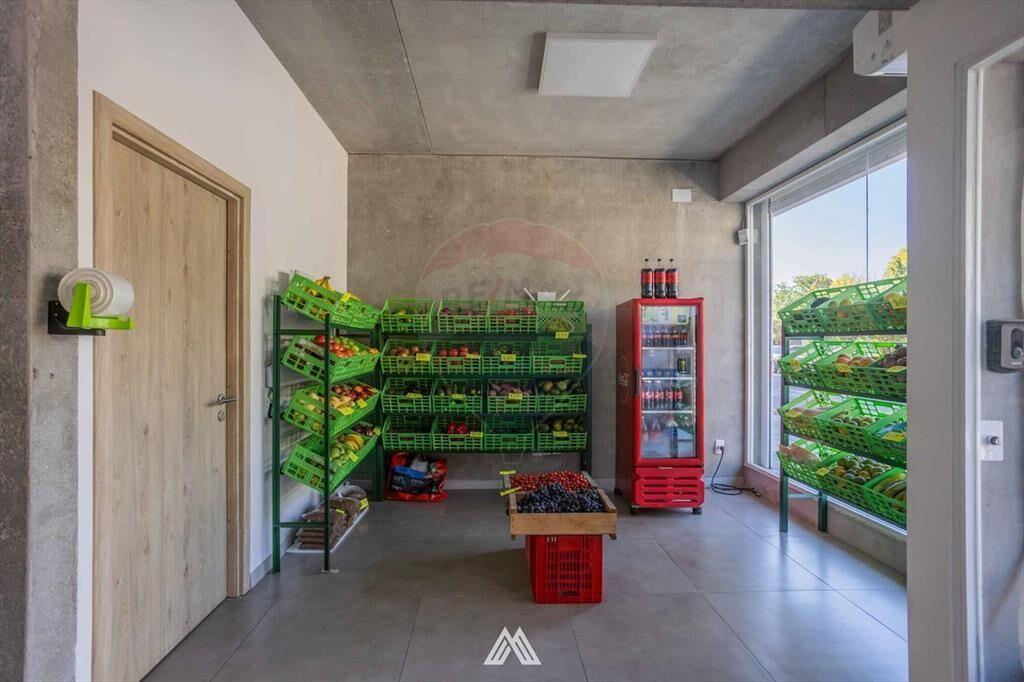 VENTA LOCAL COMERCIAL CON RENTA 6% TRES CRUCES