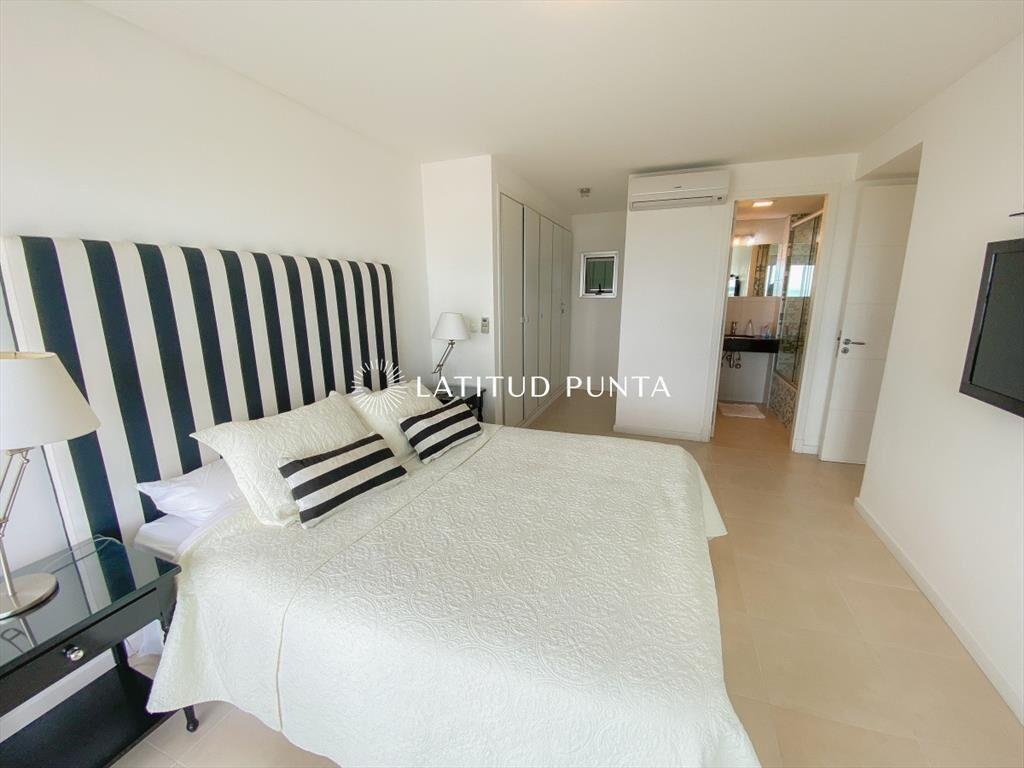 Apartamento en Mansa, 3 dormitorios