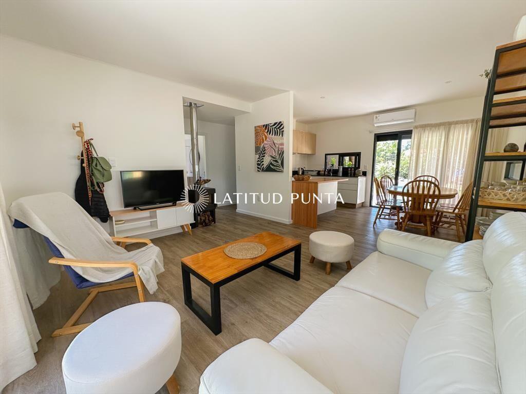 Casa en Parque Burnett, 3 dormitorios
