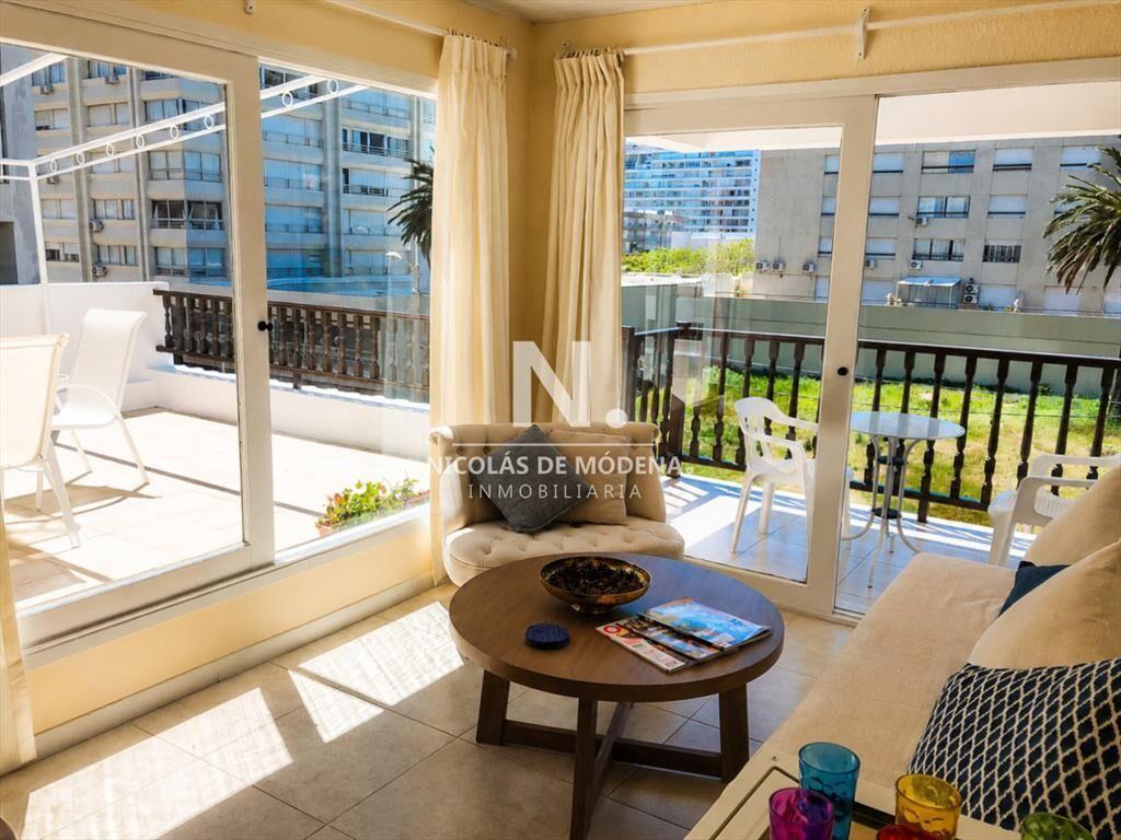 Apartamento en venta en Peninsula, Punta del Este