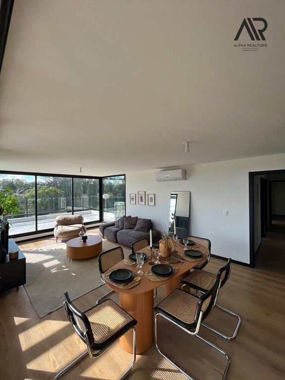 Apartamento Penthouse 3 dormitorios en venta en Barra de...