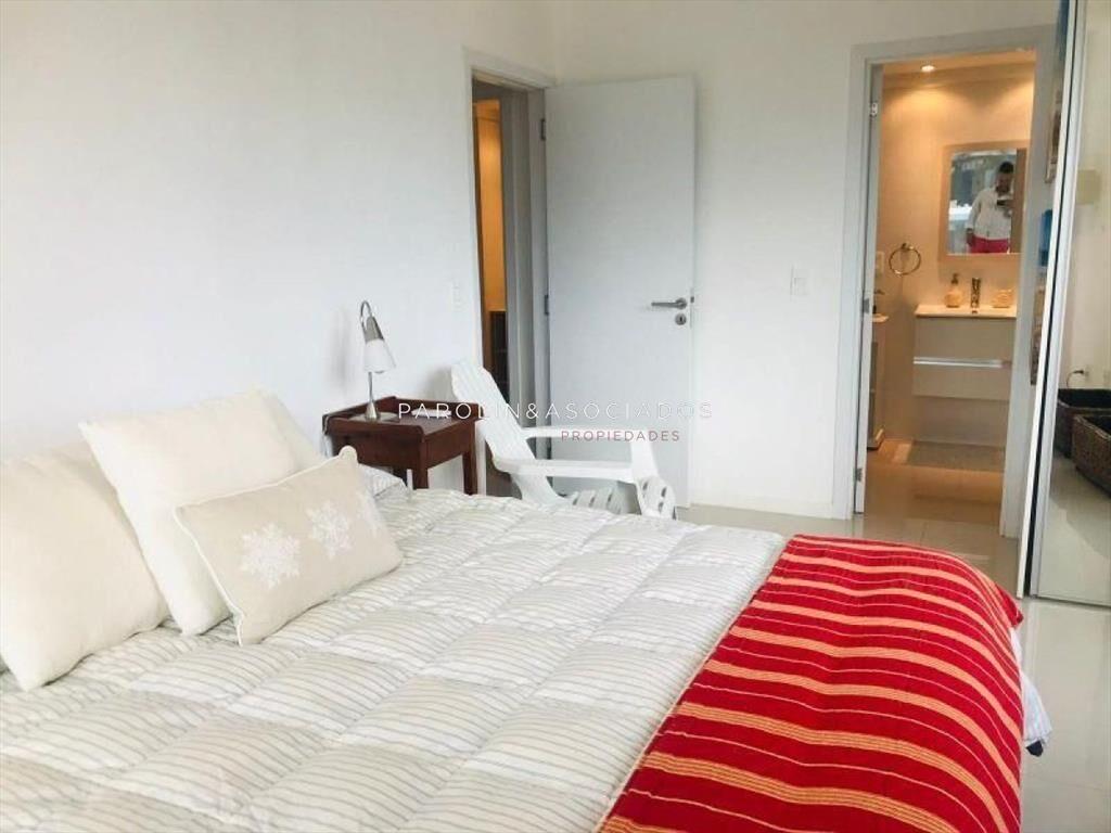 Hermoso apartamento en venta en Torre Esmeralda,