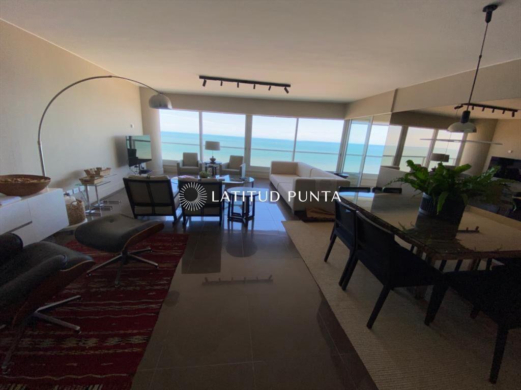 Apartamento esquinero en Le Parc, 2 dormitorios