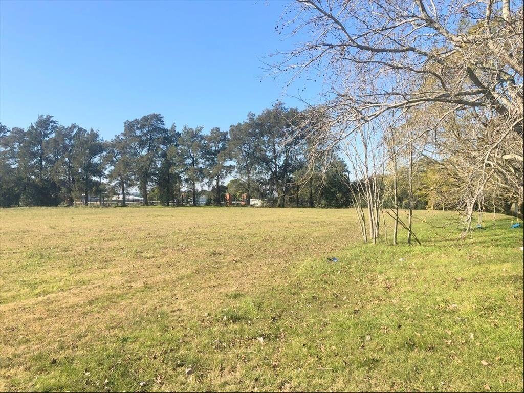 Deposito con terreno en venta en Canelones