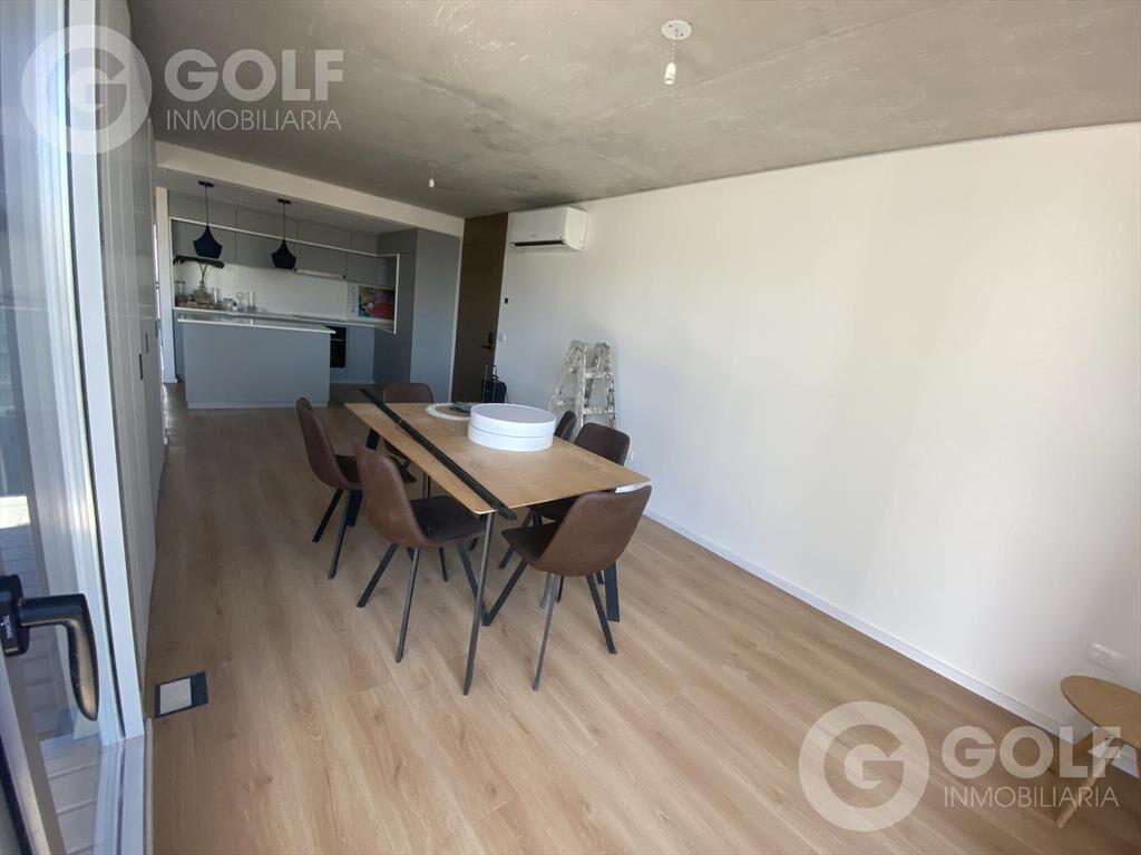 Venta apartamento de 2 dormitorios DUPLEX  Ciudad Vieja