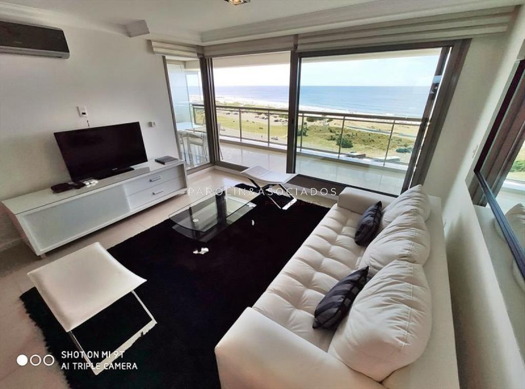 Apartamento de 3 dormitorios en venta en Torre Imperiale, P