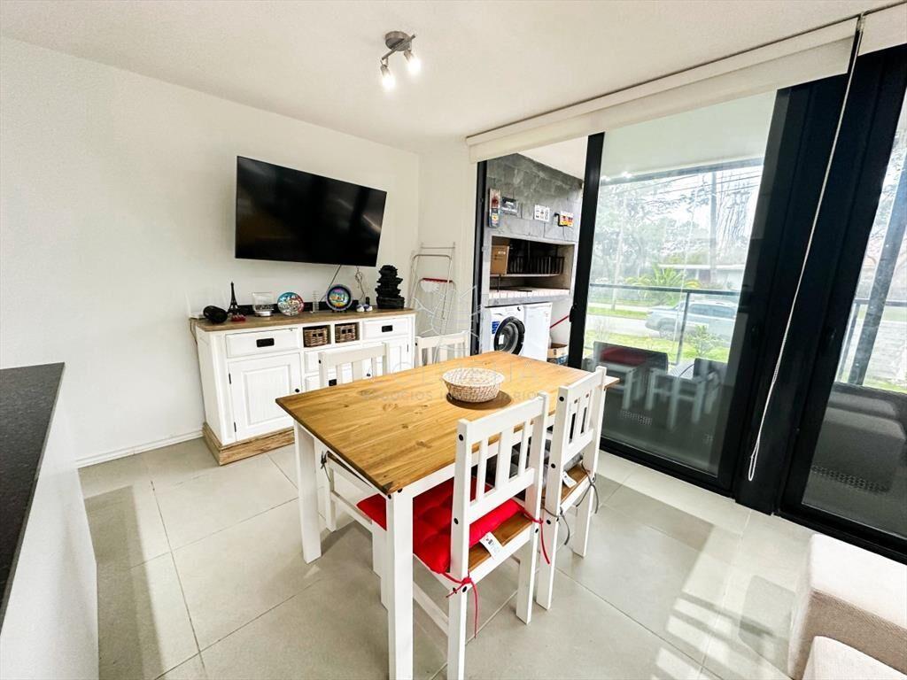 Venta de apartamento de 3 dormitorios en Punta