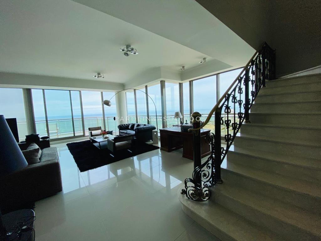 Penthouse en venta en Torre Imperiale II, Punta