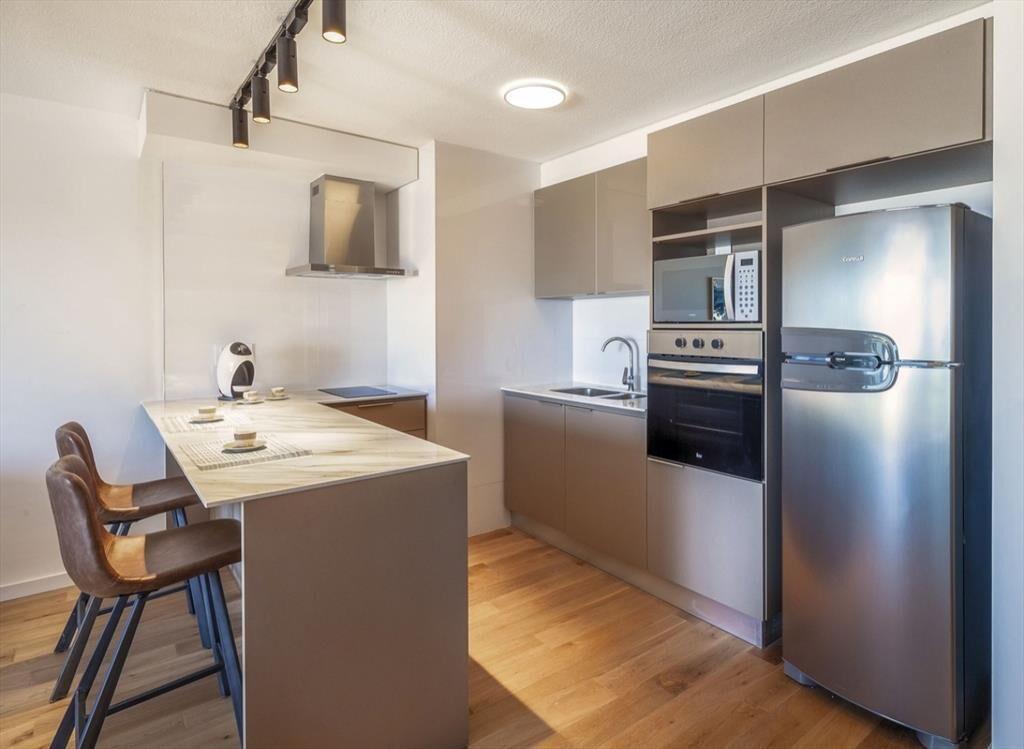 Apartamento de 2 dormitorios, 2 baños, en venta sobre Rambl