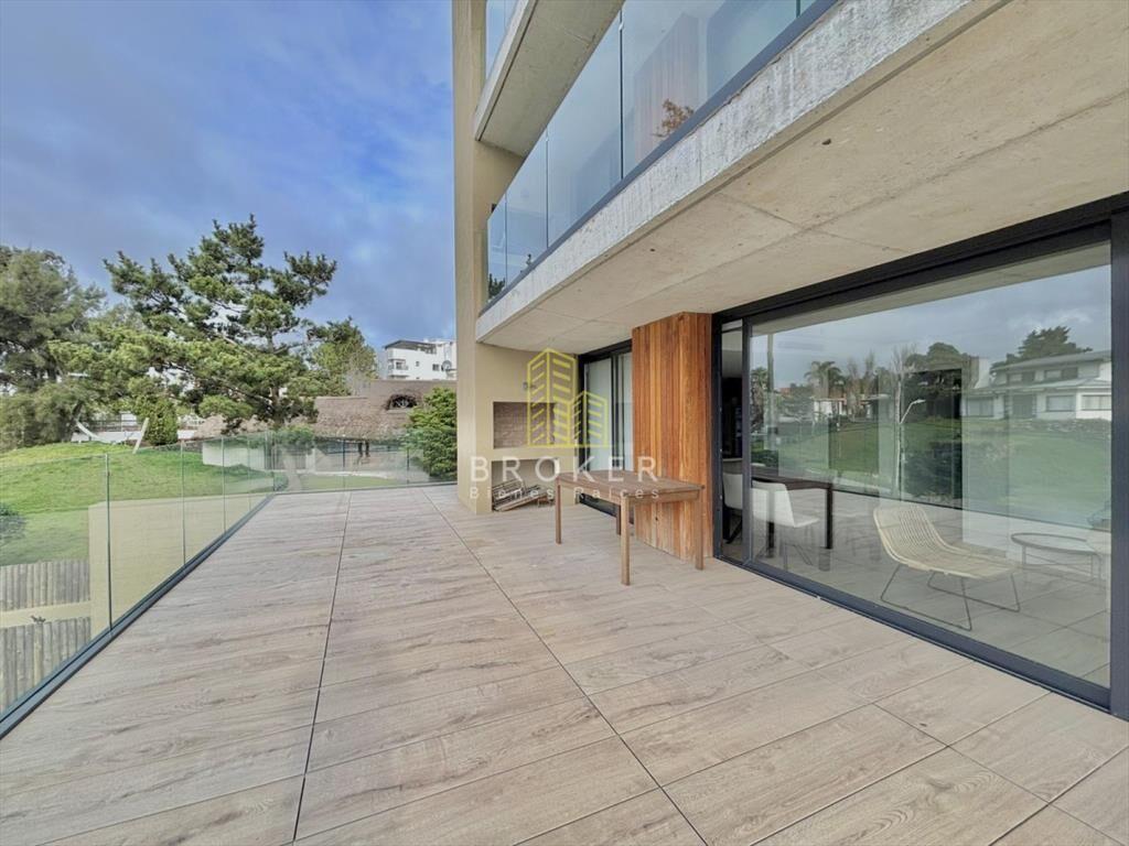 Venta apartamento 2 dormitorios punta del este al