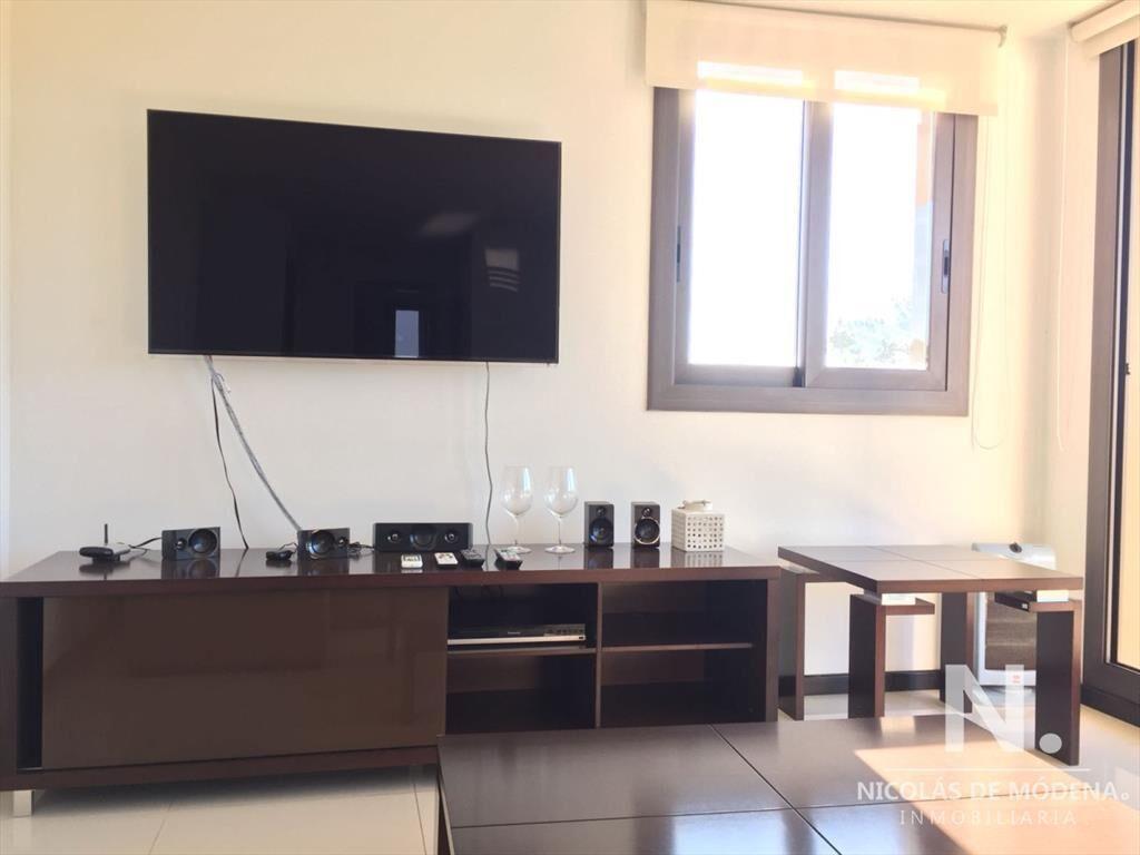 Hermoso apartamento en Roosevelt cerca de todo! 1 dormitori