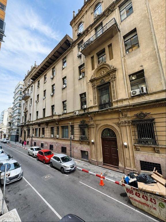 MONOAMBIENTE DE 32 M² AL FRENTE | JUAN A. RODRÍGUEZ