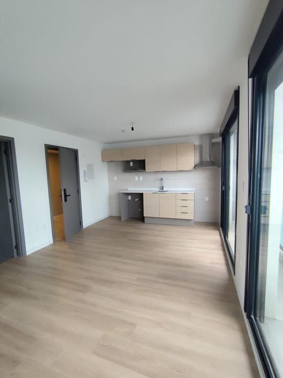 Alquilo Apartamento Monoambiente con balcón. Gimnasio, cowo
