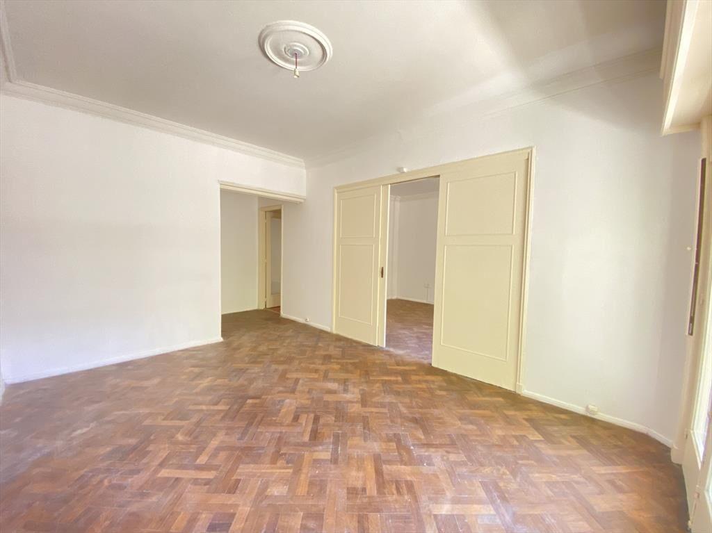 Venta apartamento de 3 dormitorios en Cordon con renta