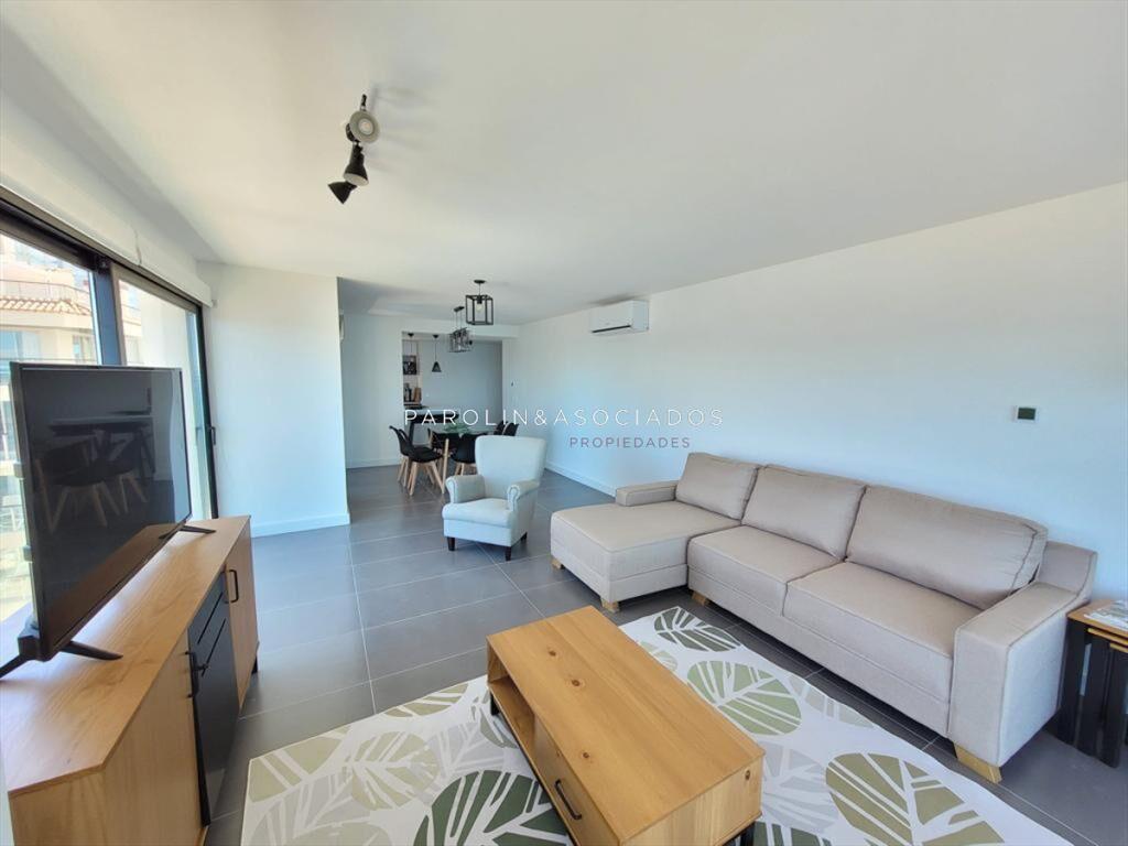 Apartamento en venta de 3 dormitorios en Bonaire IV, Punta