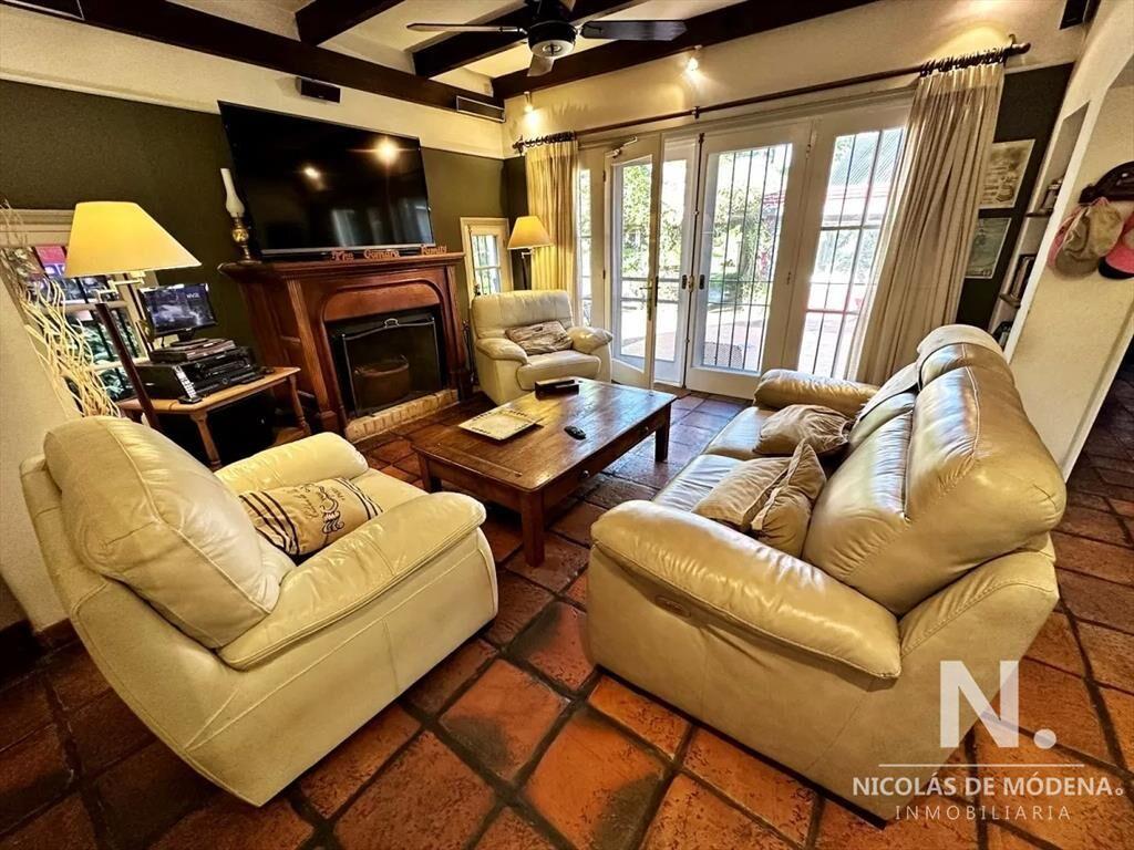 Casa en venta en Playa Mansa, Punta del Este.
