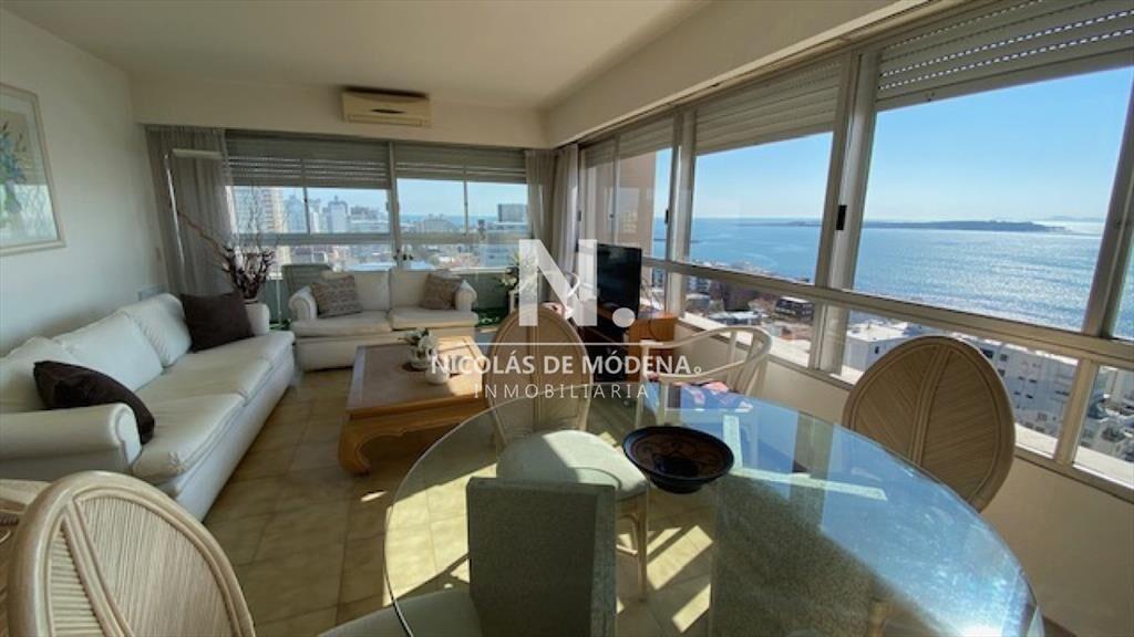 Apto en Peninsula 3 dor, 3 baños, con vista a la