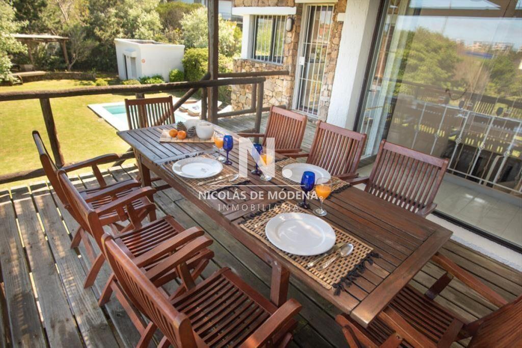 asa en venta con vista al mar de 4 dormitorios al