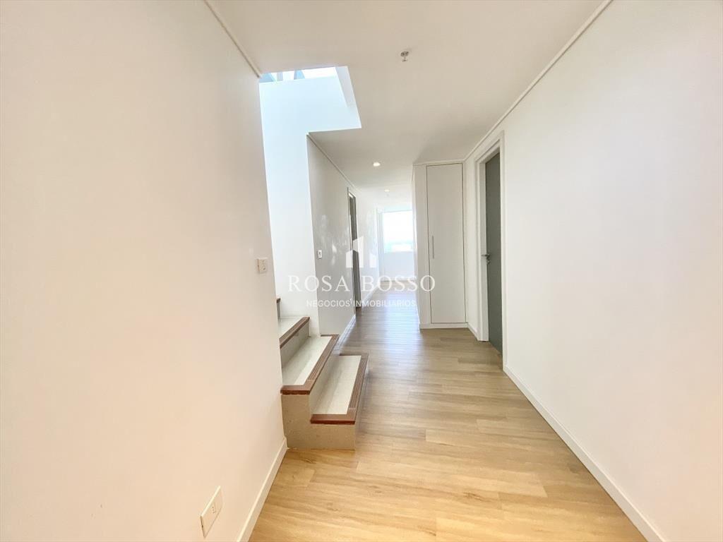 Penthouse Duplex Venta 4 dormitorios Punta del