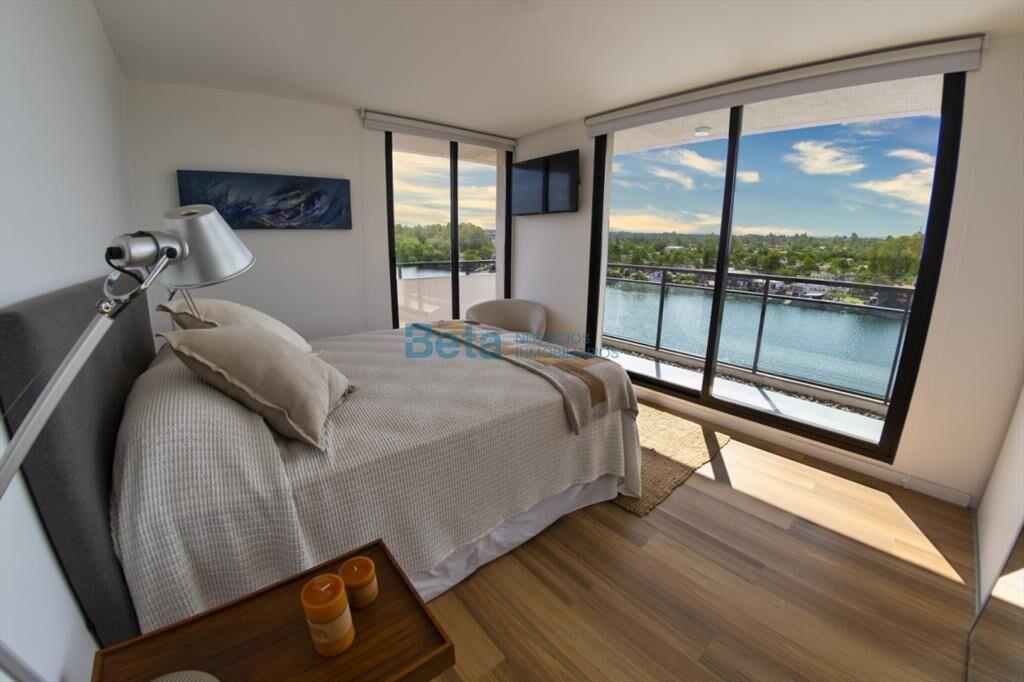 VENTA APARTAMENTO DOS DORM, TERRAZA Y GARAJE